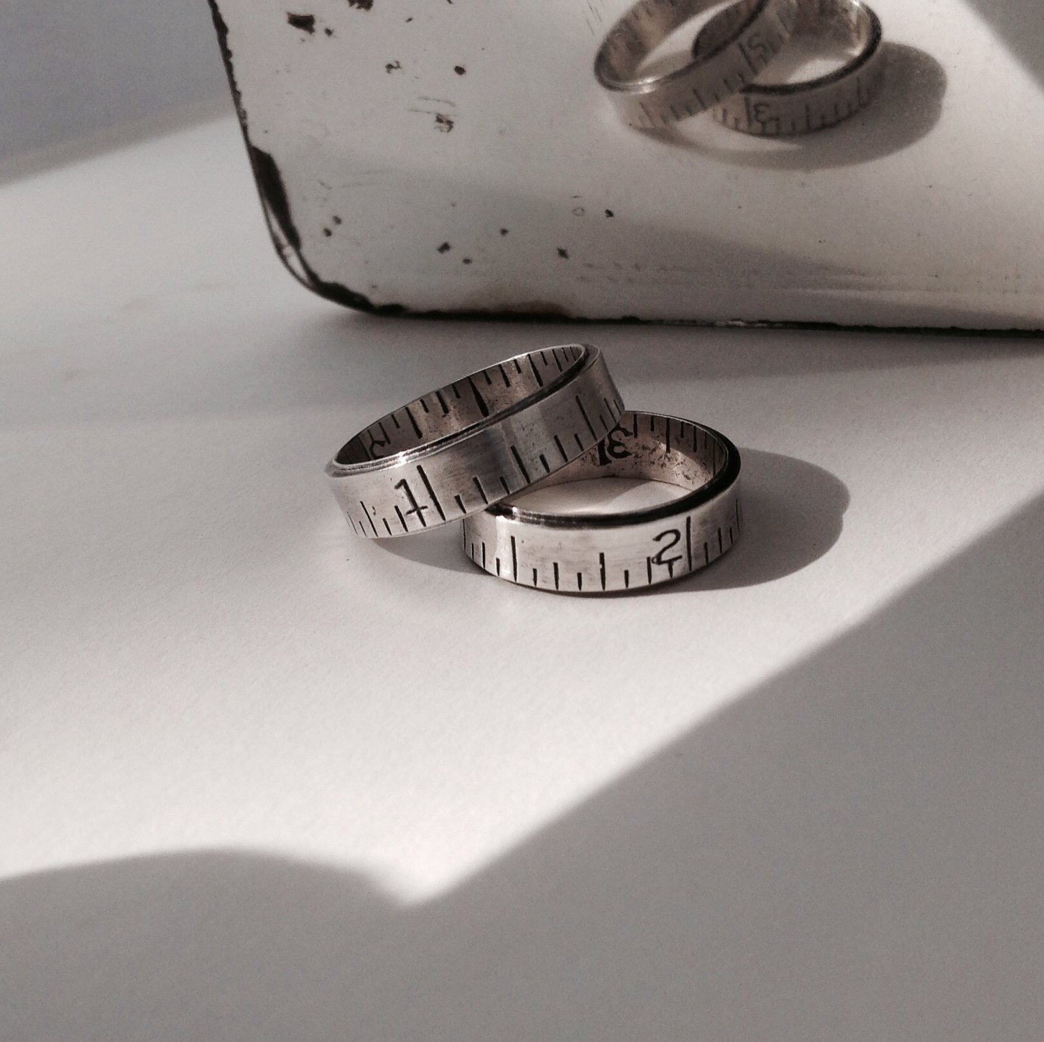 Image of Narrow ruler ring