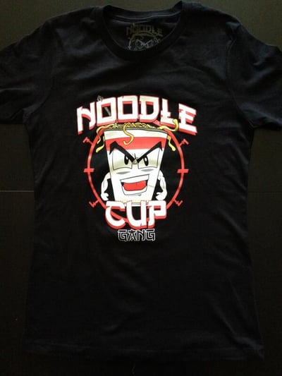 Image of Men and Women Noodle Cup Black Tee
