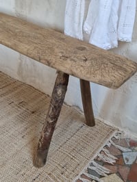 Image 3 of Le banc brutaliste