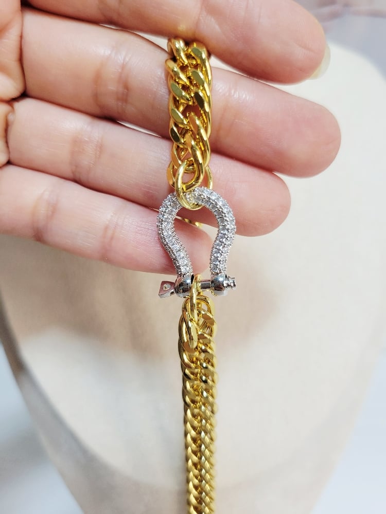 Image of Babe Necklace 