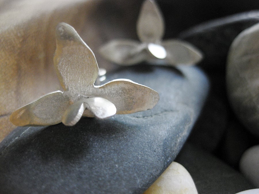 Image of Heart orchid stud earrings: hand forged in sterling silver