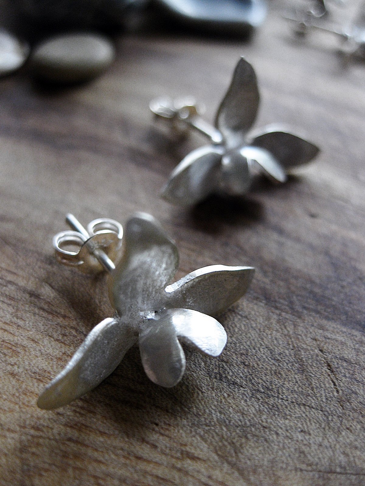 Image of Heart orchid stud earrings: hand forged in sterling silver