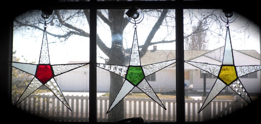 Image of Wishing Star/solid center-stained glass