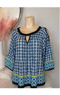 Image 9 of Large Eci New York Open shoulder top #904*8 (Gently Used)