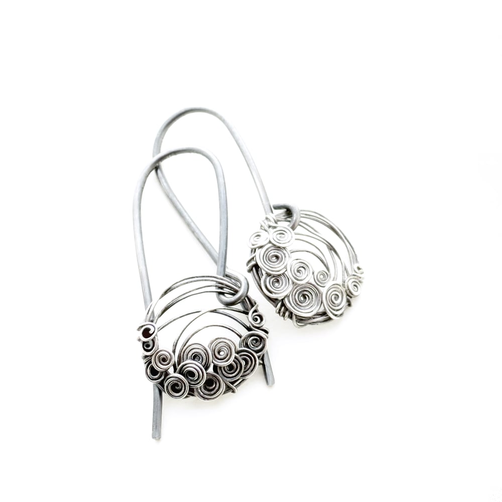 Image of Small Circles Earrings. Oxidized Silver Jewelry.