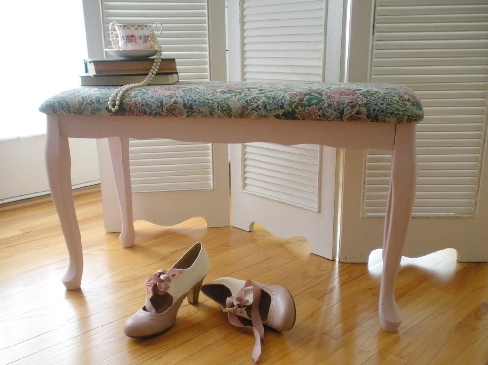 Image of Banquette a Fleurs