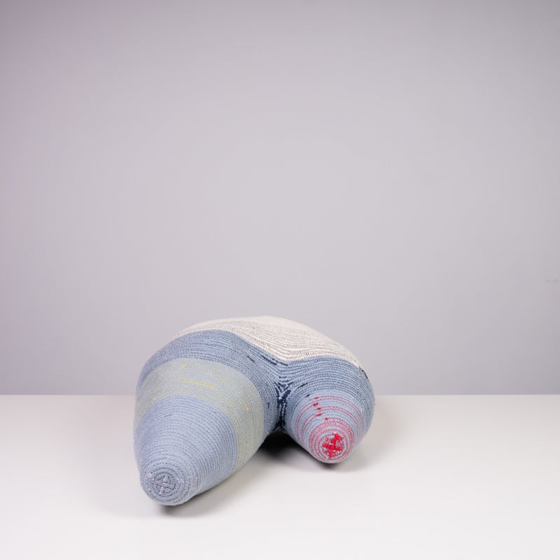 Image of 2-hump tote