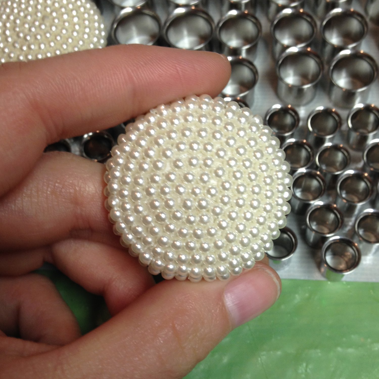 Image of Large Bubble Pearl Plugs (sizes 1 1/8-1 1/2)