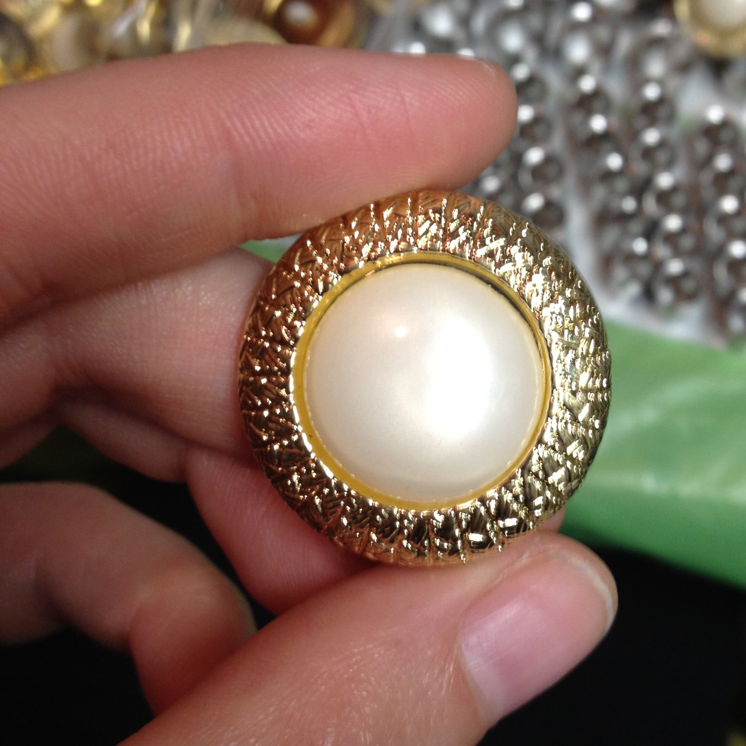 Image of Thick Golden Pearl Plugs (sizes 0g-1")