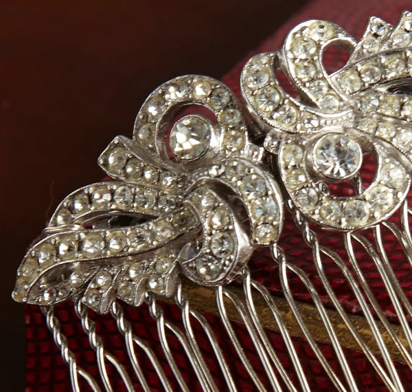 Ella Vintage Diamante Bridal Comb - Laura Pettifar Designs