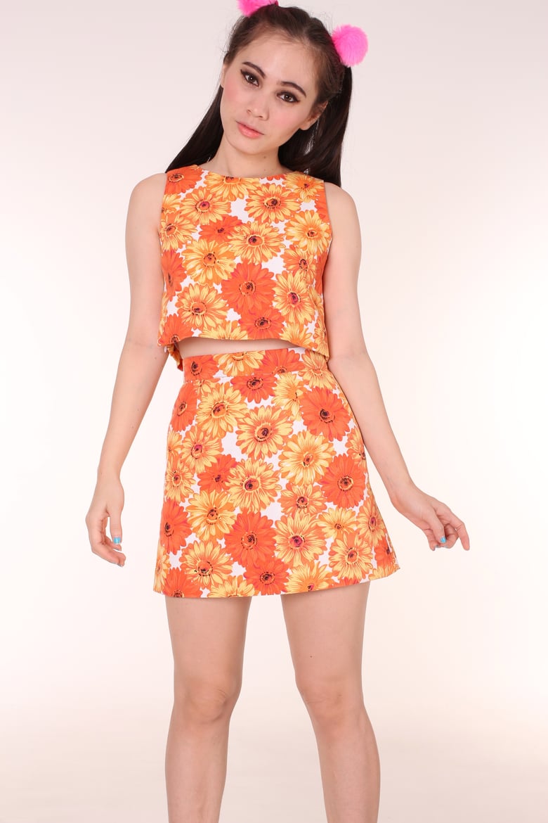Image of  Kendra Orange Floral Set