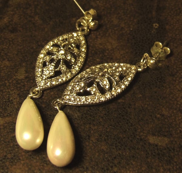 Lara Earrings - Laura Pettifar Designs