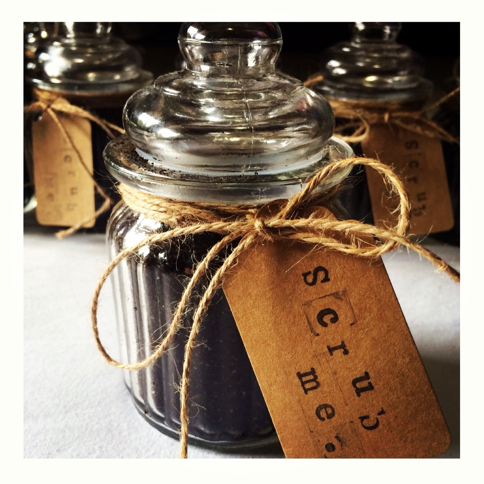 Scrub me. Vanilla coconut coffee body scrub / Scrubme. Body scrub