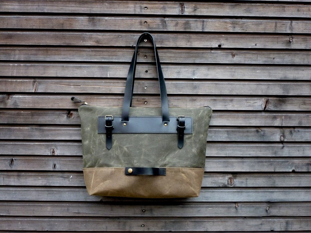 Image of Waxed canvas pannier / bicycle bag with zipper closure / tote bag / bike accessories