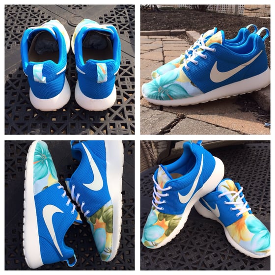 Image of Roshe Run Blue Breeze Tropic Floral *LTD* *RARE*