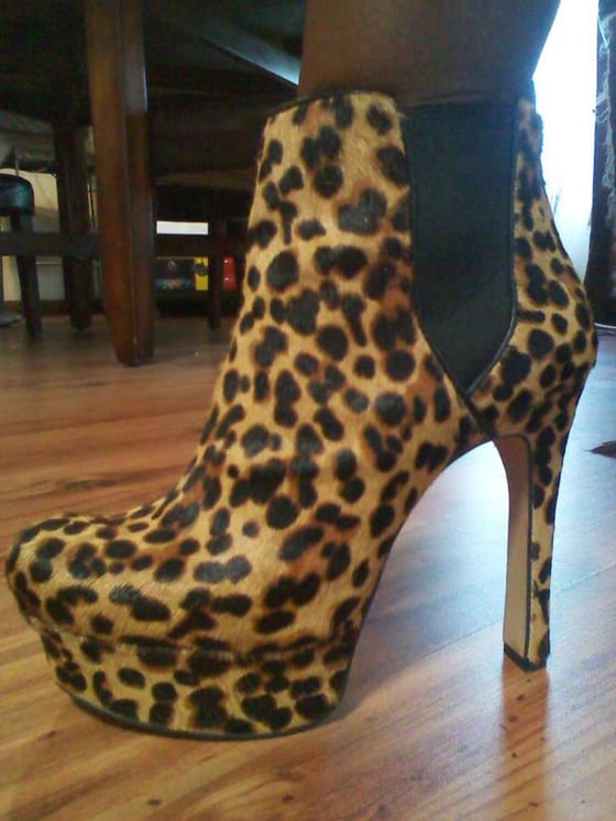 Image of Leopard print half boot