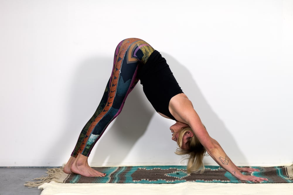 Image of "EARTH RISING" leggings