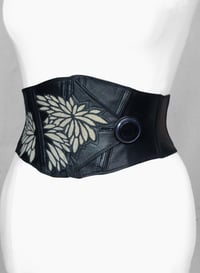 Image 3 of Leather with Katazome Flower Cutout Corset Belt