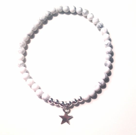 Image of Kool jewels marbled effect white star charm bracelet 