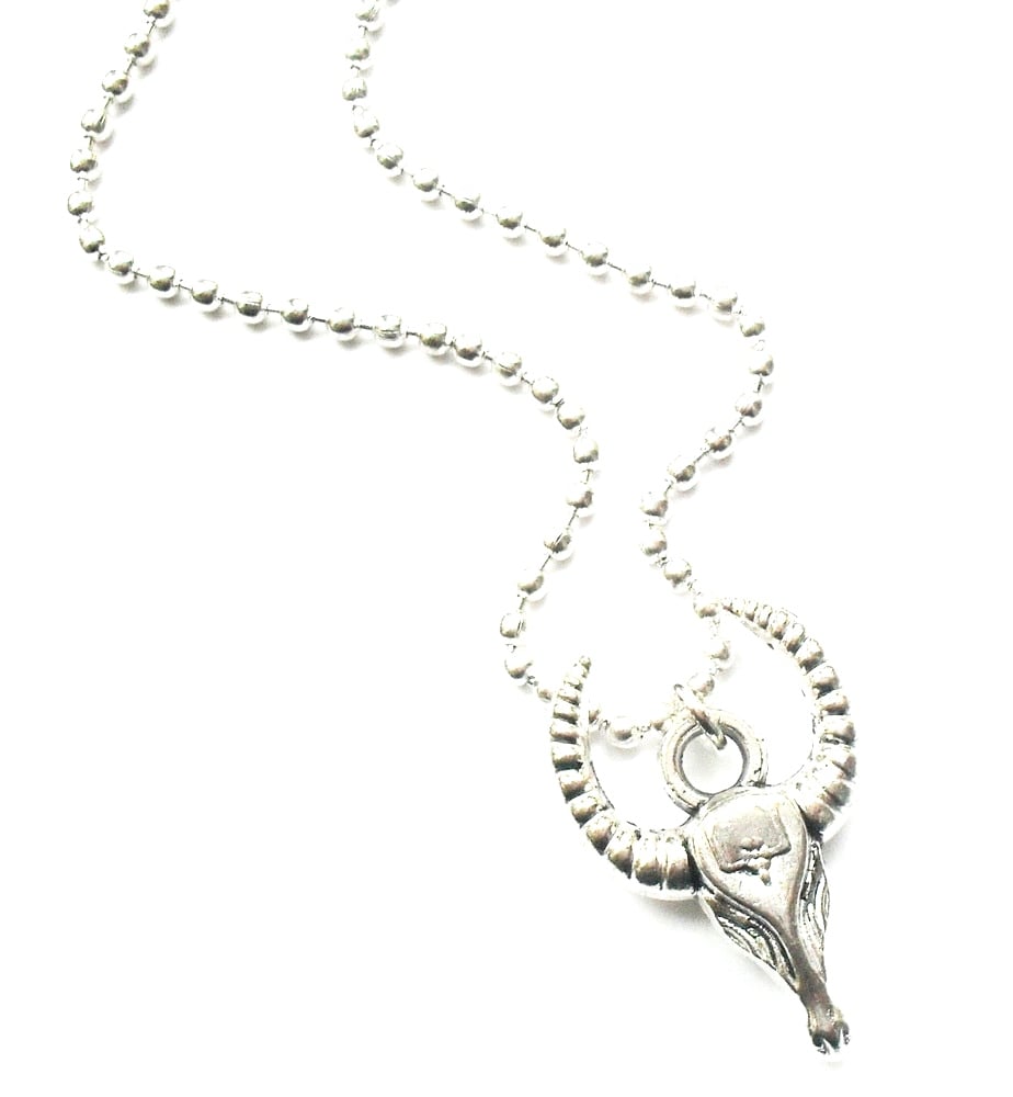 Image of Kool Jewels Vintage Rams Horn Necklace 