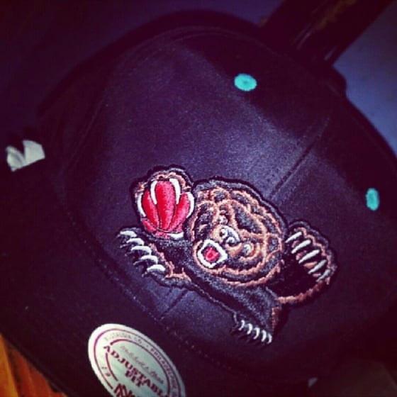Image of Vancouver Grizzlies Black Velcro Mitchell & Ness