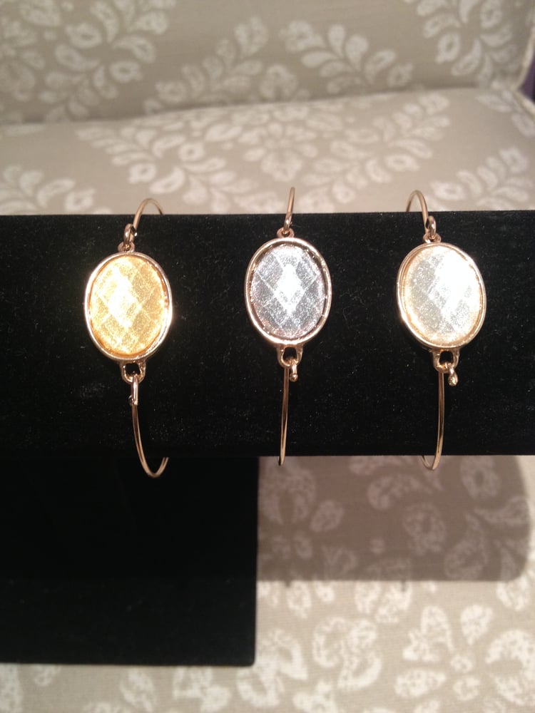 Image of Gemstone Bangle