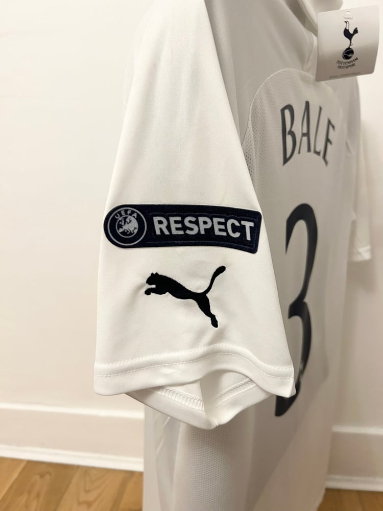 Image of NEW Tottenham Hotspur “BALE 3” 2011/12 Home Cup Shirt (M)
