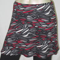 Image 2 of Short ladies skirt red wave