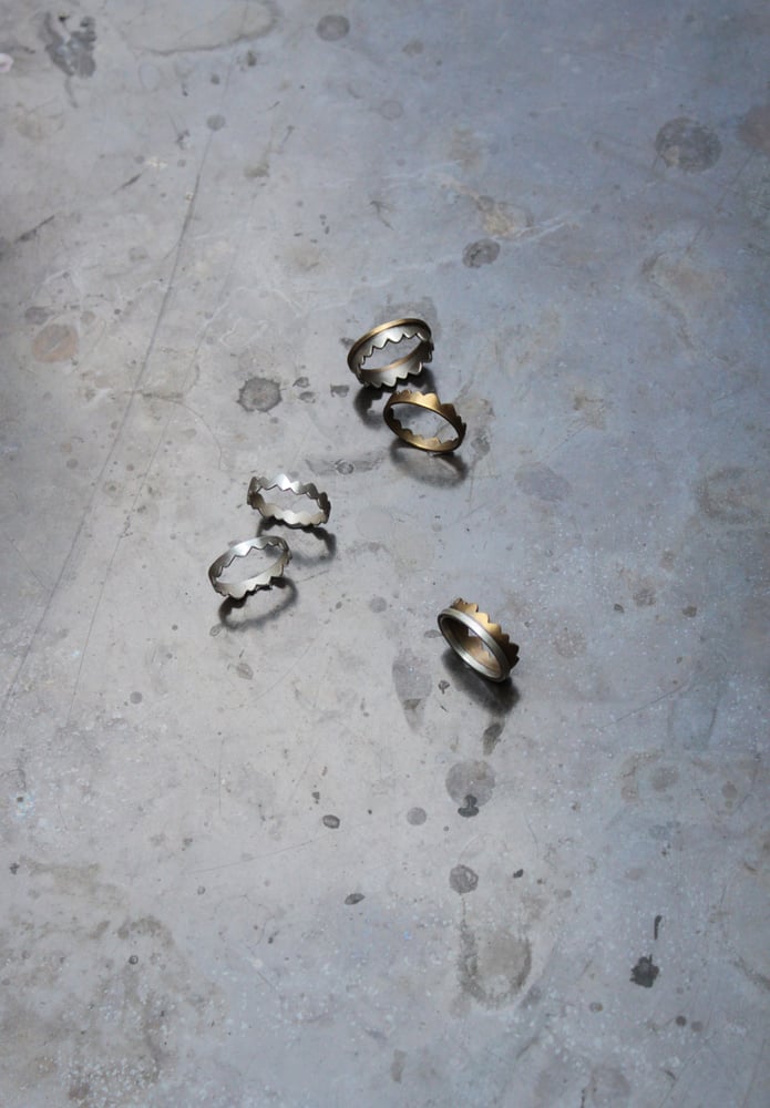 Image of Waved Rings