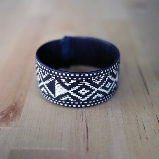 Image of Black + White Large Bracelet 