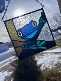 Image 3 of Blue Tree Frog Stained Glass Suncatcher - Handmade Frog Window Art with Textured Glass