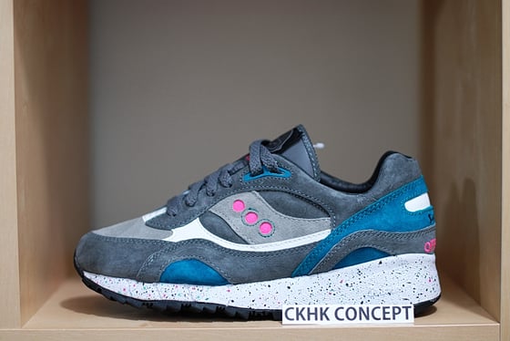 Image of SAUCONY x OFFSPRING SHADOW 6000 - GREY