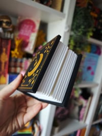 Image 4 of Caja almacenamiento lunas y estrellas negro y oro