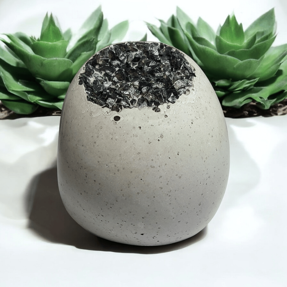 Image of Cement Skull With Crushed Black Glass 