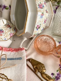 Image 2 of Box de Brocante « Rosée du matin »