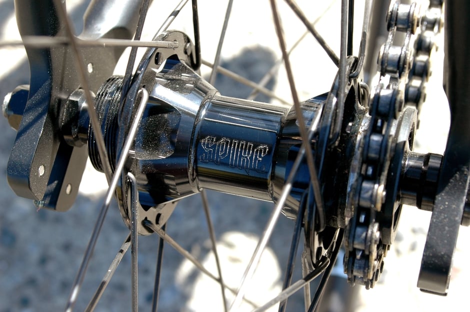 Image of SPIKE TRACK REAR HUB