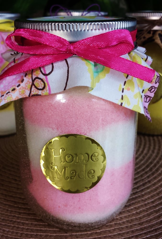 Image of Peppermint Moisturizing Scrub