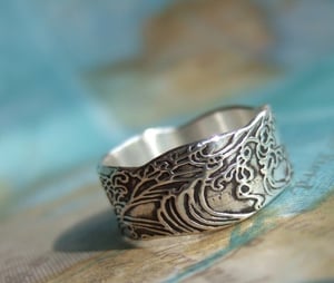 Image of Nautical Gift, Nautical Silver Ring, Ocean Waves Jewelry Gift for Women and Men