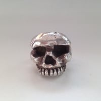 Love me I'm in your head Skull Ring