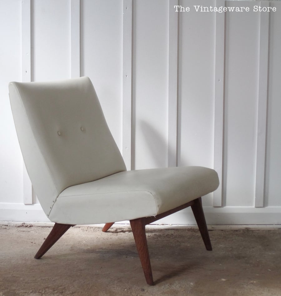Image of Vintage Mid Century Lounge Chair