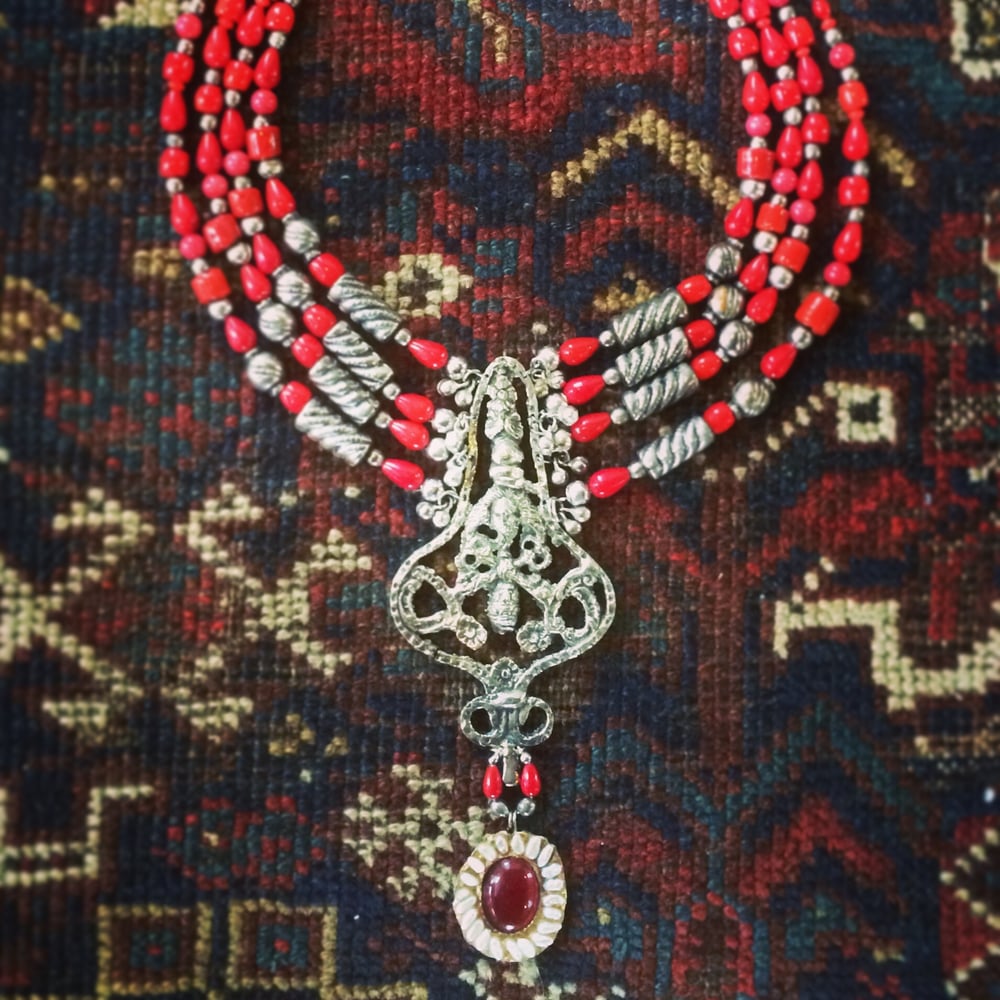 Image of Scarlet ~ Silverwear Necklace