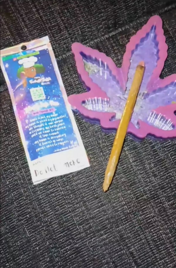 Image of Faux blunt pen