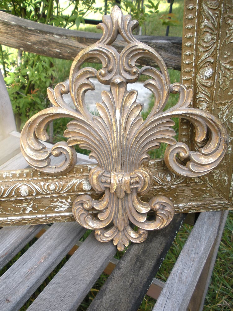 Image of Fleur de lis