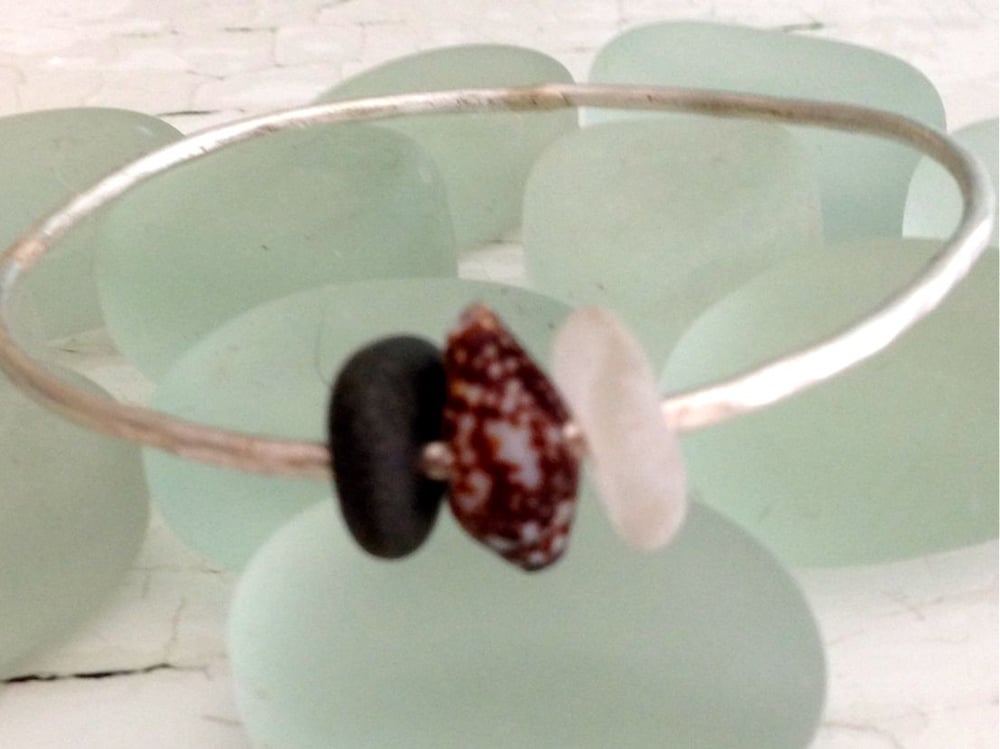 Image of sea shore bangle