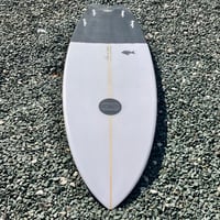 Image 8 of 5-6 Maluku Quad Fish Black Resin Tail Dip 