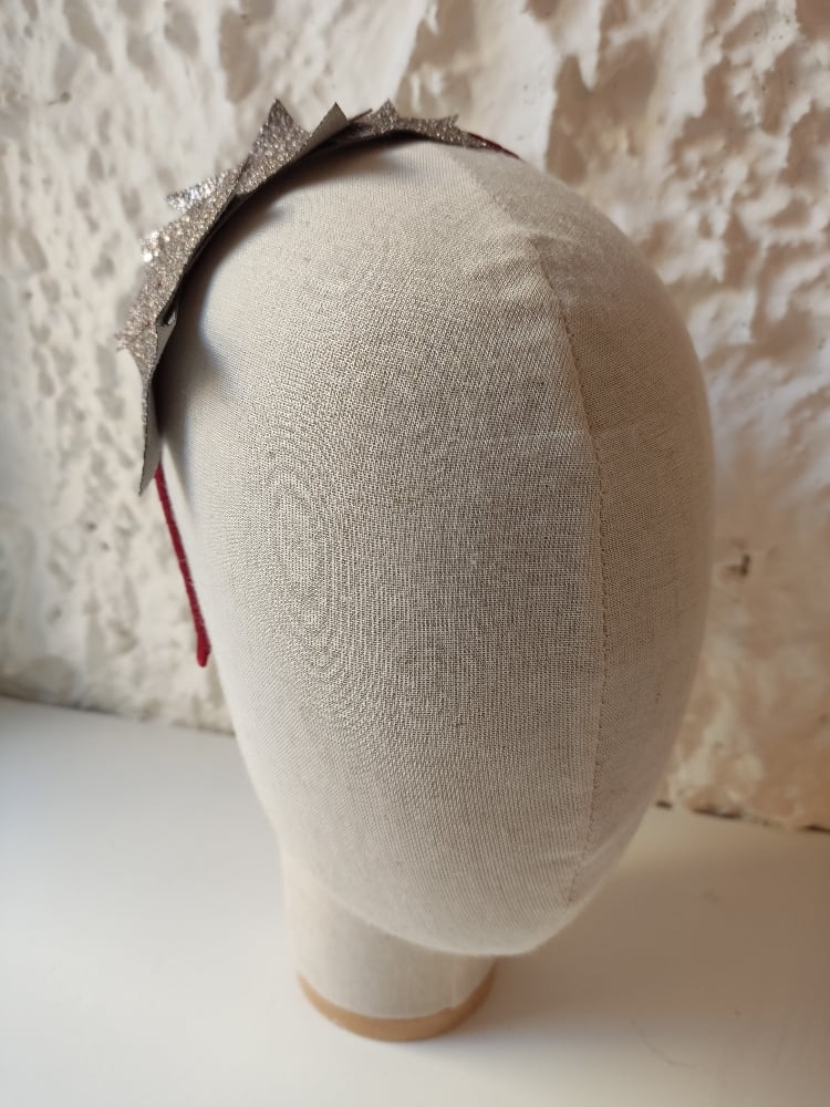 Image of Cerchietto stelle base rossa