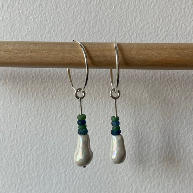 Roman bead hoops - blue/green