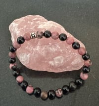 Image 1 of 18cm Black Lace Rhodonite & Black Agate Gemstone Bracelet 