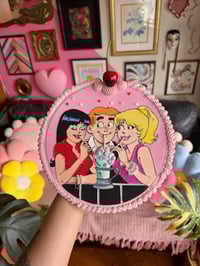 a date at the ice cream parlor