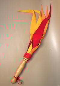 Image 3 of Phoenix Stingy Dragon tongue flogger